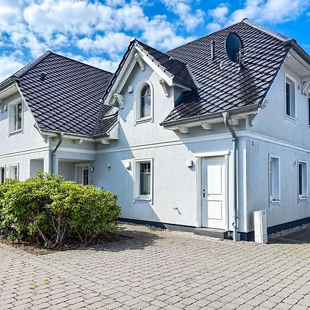 Appartement Meerle 4 *